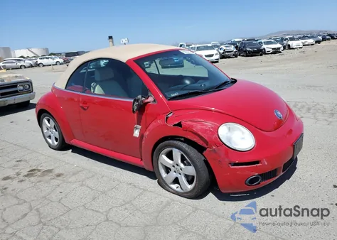 2006 Volkswagen New Beetle Convertible Option Package 2 из США, поврежденный, VIN 3VWSF31Y86M323258